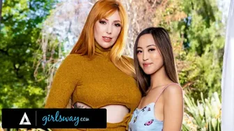 Med Alexia og Lauren på forårsferie onanerer de hinanden