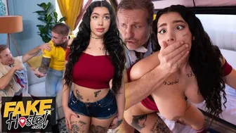 Sujo professor de yoga entra em sua namorada no quarto ao lado