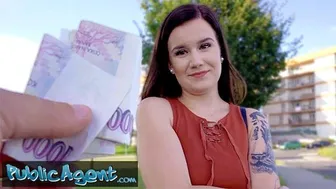 Pretty küçük Eliss amatör fotoğrafçılıkta çıplak dönüyor