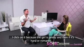 Gina Devine nagy faszt szopogat castingon, Ian Scott beleélvez