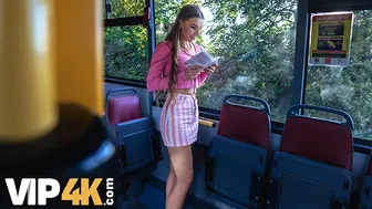 Dobré jebanie v labyrinte vzadu dievčaťa