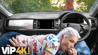 Zazie Skymm blonde cuckold förförelse för pengarna