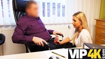 Blondínka ma zvádza na kasting za peniaze