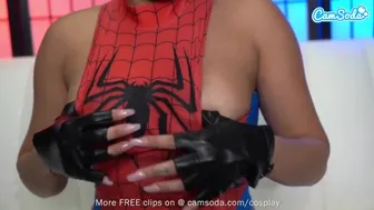 Serena Santos îşi deschide păsărica în latină pentru o sculă falsă