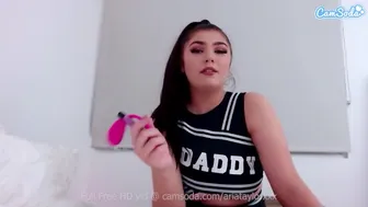 Η μεγάλη μαζορέτα της Άρια Τέιλορ αυνανίζεται με χαρά