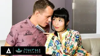 Το ζεστό μασάζ της Μαρίκα Χέις θα το σπάσει από τον μεγάλο γαμάτο πελάτη της