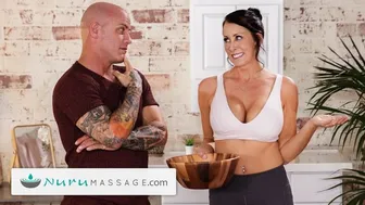 Reagan Foxx hot nuru massasje pikk triks