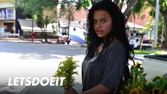 Χαριτωμένο καφέ κουμπί μιλφ Σελίνα βαθιά πατημένο στο λατινικό μουνί