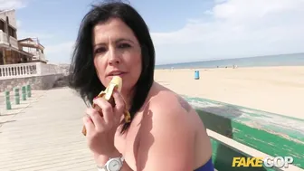 新しい警官 fucks スペイン語 whore アップ 彼の ass