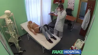 假医院 - 因为医生的推荐,性感金发