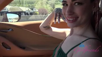 Delilah Day verleidt in de auto op vakantie, wrijft haan en martelingen voor de camera van de pov