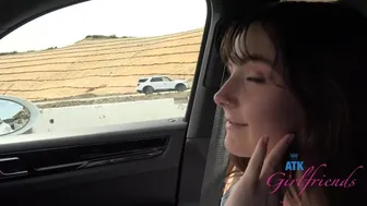 Serena Hill forró nyaralása kulisszák mögötti pisilős pov-kalanddal