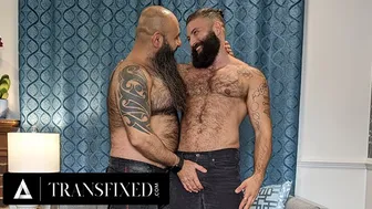 Trans-vauva antautuu Burlyn isomulkku-kumppanille