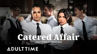 Jane ワイルド と Khloe kay ホット ウェイトレス fucked アット 仕事