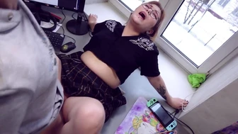 Școlăriță amatoare adolescentă futându-se