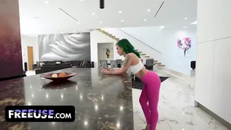 În spatele unui bărbat de succes este o soţie care te lasă să-i foloseşti gura şi păsărica în orice moment