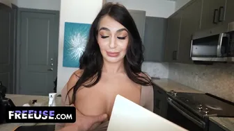 Pamāte Alexa Payne palīdz man mācīties, kamēr es spēlēt ar viņas milzu, sulīgs krūtis jebkurā laikā