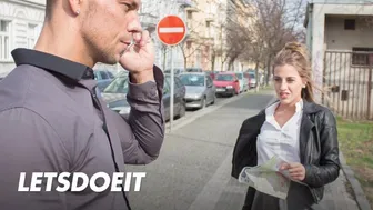 Fantastisk turist Silvia Dellai dypt knullet av en lokal fyr