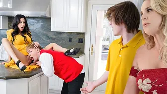 Ciúmes de peito gordo coroa pega sua namorada rica-chave com seu enteado e atrai seu queijo para o comércio