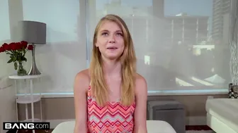 Hannah Hays micuţă blondă şi-a înşelat prietena în public