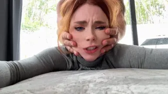 Mélytorok szopás és anális baszás beleélvezéssel szaggatott harisnyában pov