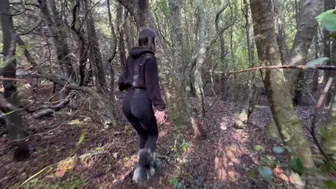 Έκανα ωτοστόπ στο δρόμο και κάπνισα το πουλί του για το καταφύγιο