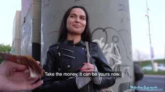 จนท.สาธารณะ สาวรัสเซียขี้เหนียว