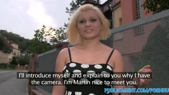 PublicAgent - Roxy Negro es la rubia con tetas