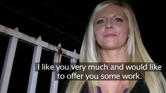 PublicAgent - Titsy sarışın ve bir yabancı