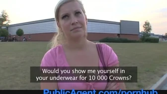PublicAgent - Tissejä tyttö näyttää enemmän kuin vain hänen tissit