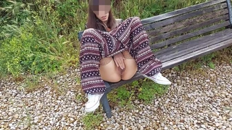 NemiBDesire - ragazza italiana masturbarsi sulla panchina