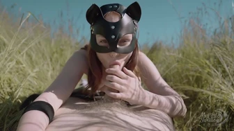 Moje malá vlaštovka při sexu se svým přítelem na louce