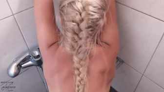 Plážová sprcha kurva - Raňajky