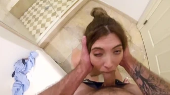 Cazzo il mio fratellastro nella doccia