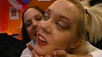 German Goo Girls - leģendārā Anette Schwarz