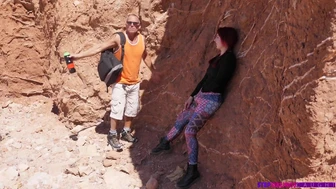 Едно лятно пътуване се превърна в чукане