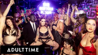 Siri Dahl un kaislīgā POV seksa ballīte