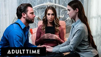 ¡La primera experiencia húmeda de Mormon virgin Hazel Moore y la ama de crema! ¡Está a punto de ser atrapado!