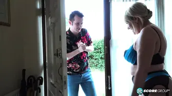 Eimijas Gudhedas karstais randiņš ar jaunāku puisi