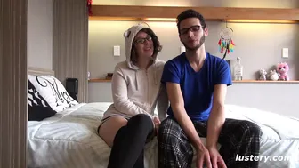 Jada nowa strona, te same gorące doświadczenia z luscal