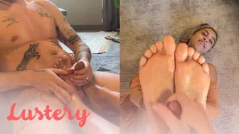 Ravyn Alexas forførende ben er en stor pik