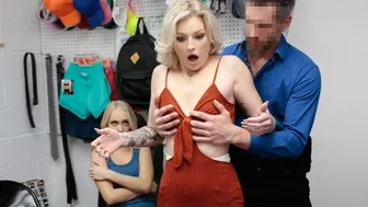 Kaks blondi teismelist tüdrukut bikiinidel varastasid: "Lähe sügavale õõnsuse otsingule."