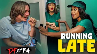 Wishing man fucks Ağustos'un çalışmadan önce kalın kıçı