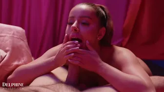 Secretario de perra Vanna Bardot quiere una promoción