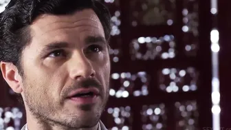 Malena Morgan szőke bomba vetkőzik kemény dugásra