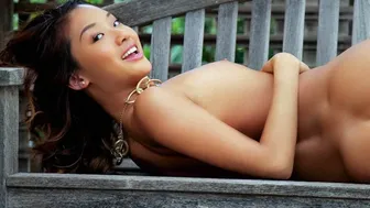 Lányok szeretik a szexet - Alina Li forró érzékei