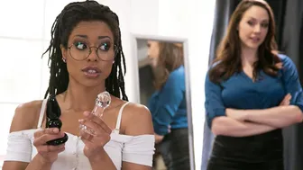 Seducţia completă a celulei mele de bonă cu Chanel Preston şi Kira Noir