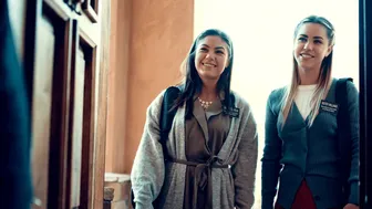 Triste história sobre religiosa, mas lésbica adolescentes meninas