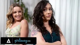 Opsat Mary Sinn Sage misfortolker den smukke nabo Charlie Fordes forførende fremskridt